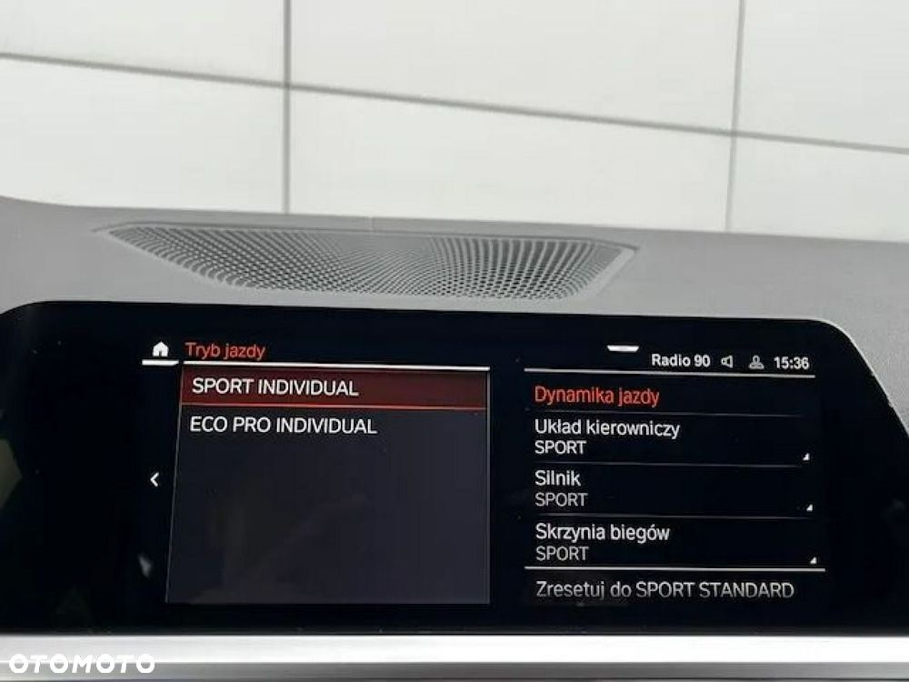 BMW Seria 3 320d Luxury Line - 32