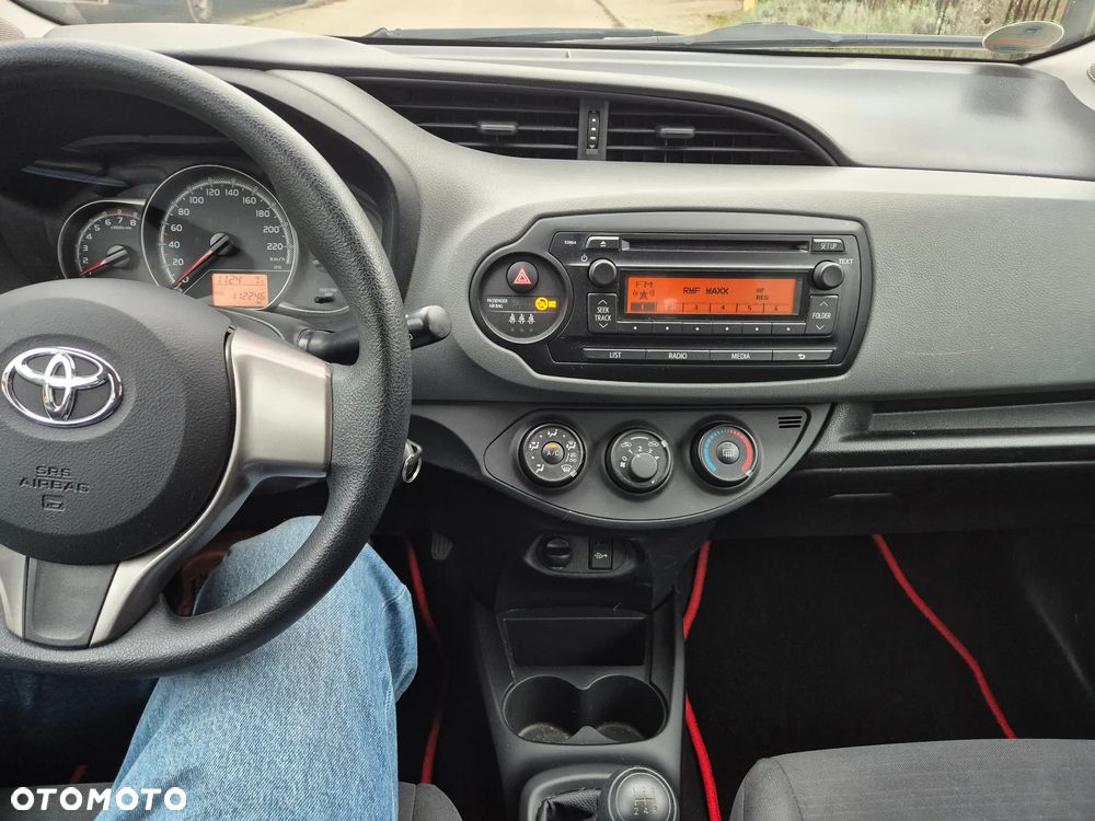 Toyota Yaris 1.0 VVT-i Life - 17