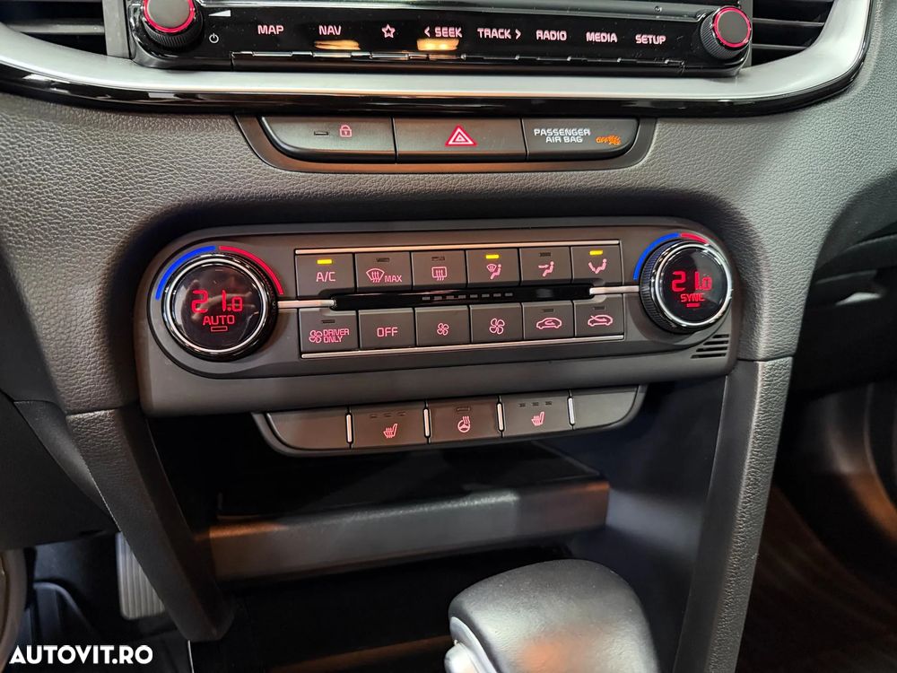 Kia Ceed 1.6 GDI DCT OPF Inspiration - 24