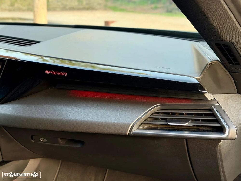 Audi e-tron GT quattro - 38