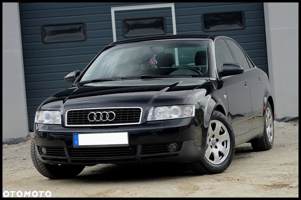 Audi A4 Limousine - 12