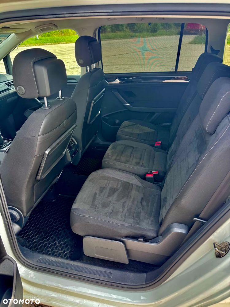 Volkswagen Touran 1.5 TSI EVO Highline - 14