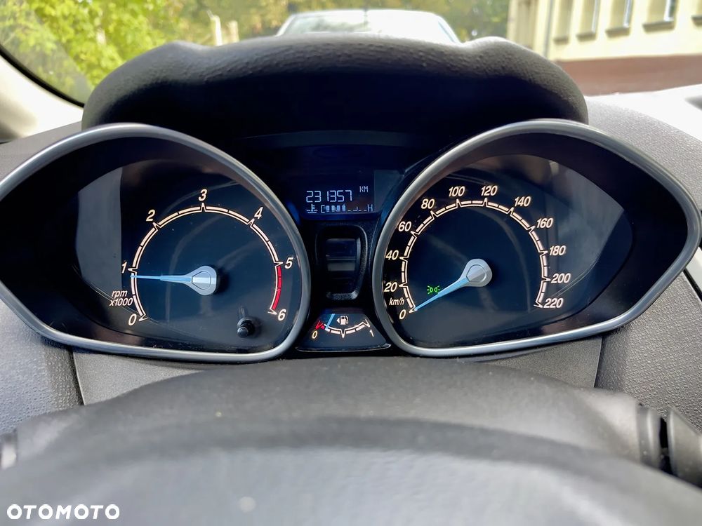Ford Fiesta - 16