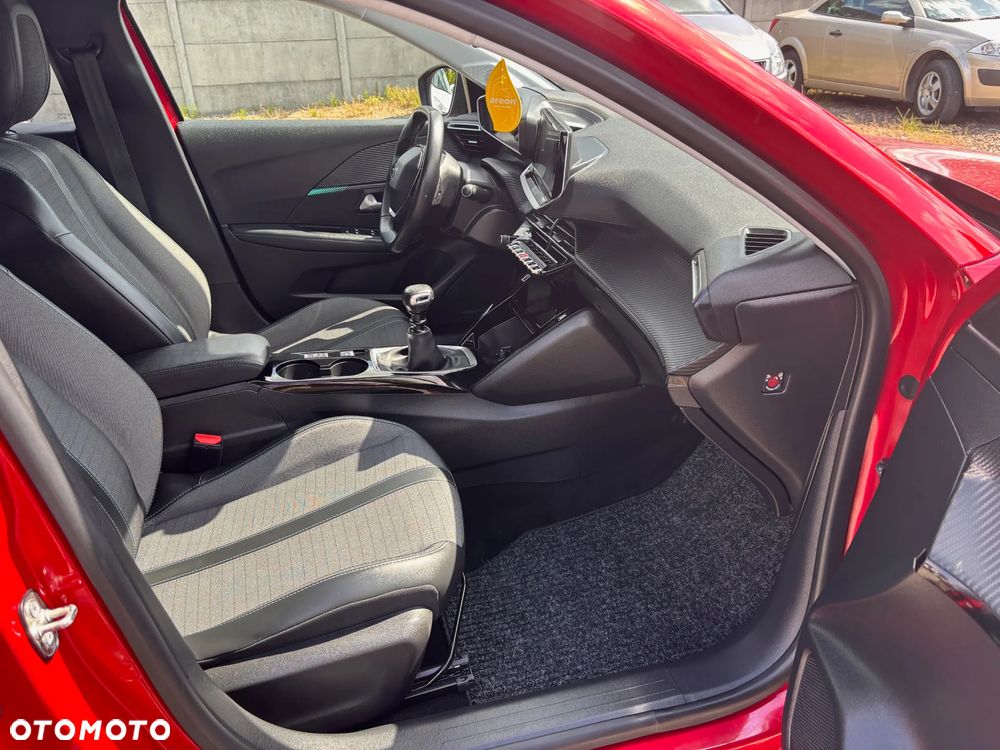 Peugeot 208 PureTech 100 Allure - 25