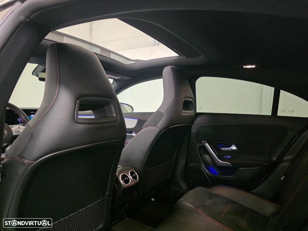 Mercedes-Benz CLA 250 e AMG Line - 20