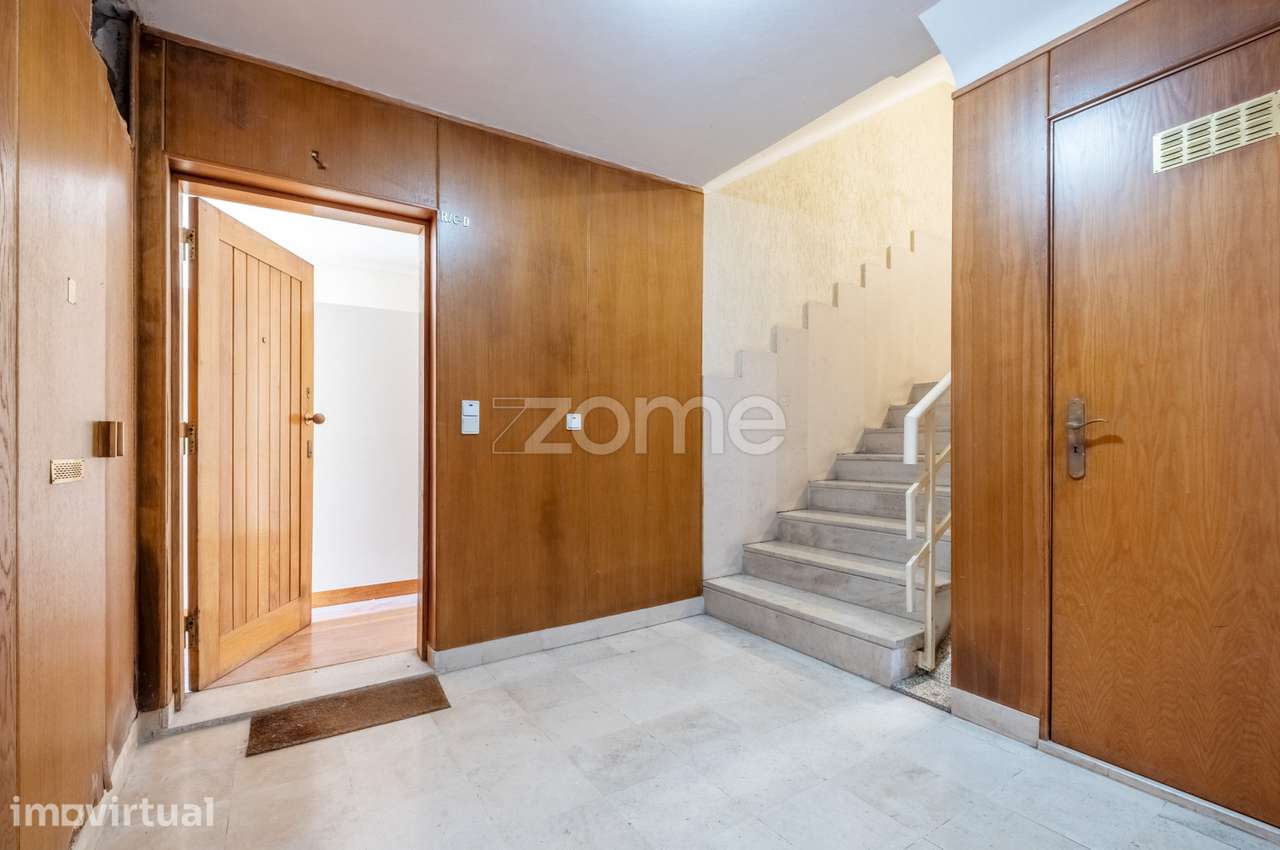 Apartamento T3 com garagem fechada e aquecimento central - Cedofeita - Grande imagem: 5/44
