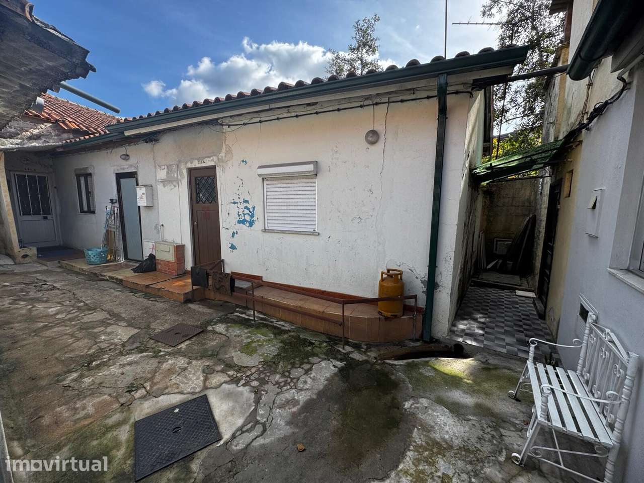 Moradia para remodelar com projeto aprovado — Centro Histórico de Guim - Grande imagem: 4/16