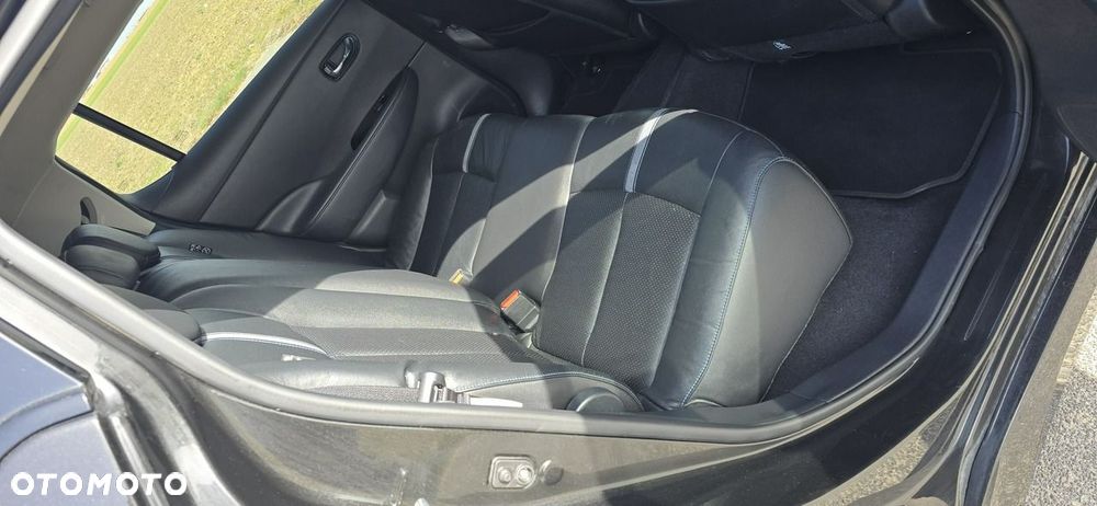 Nissan Leaf - 12