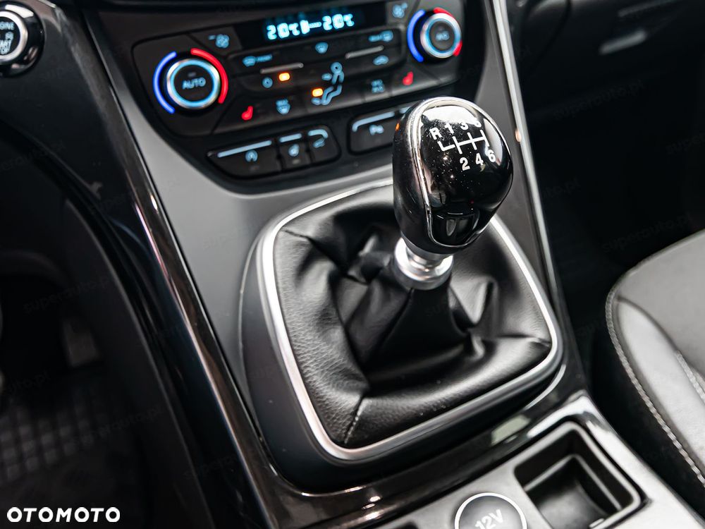 Ford Kuga - 21