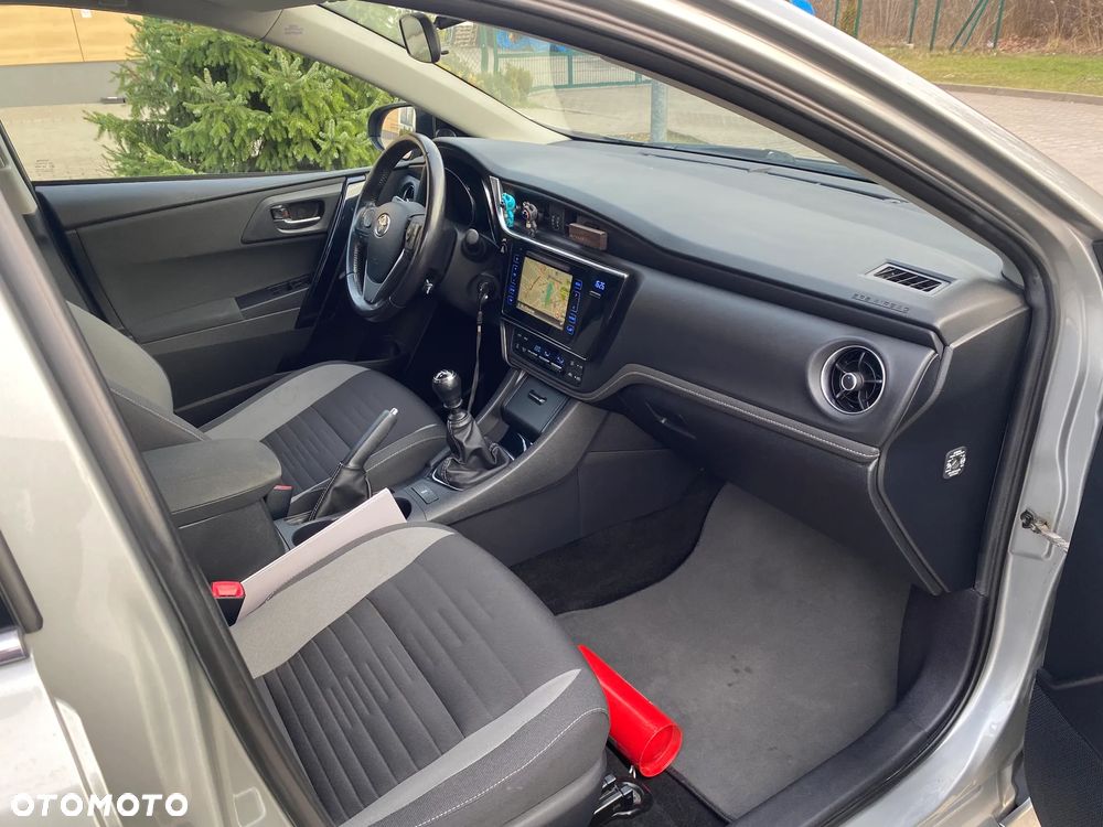 Toyota Auris 1.33 VVT-i Active - 18