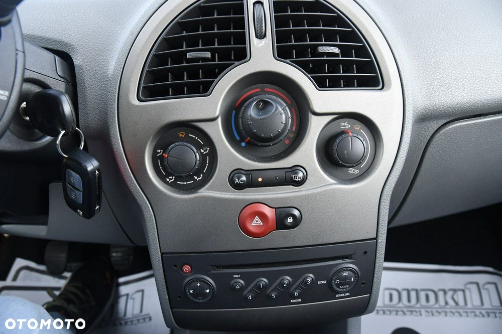 Renault Modus - 22