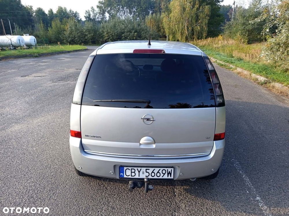 Opel Meriva - 8
