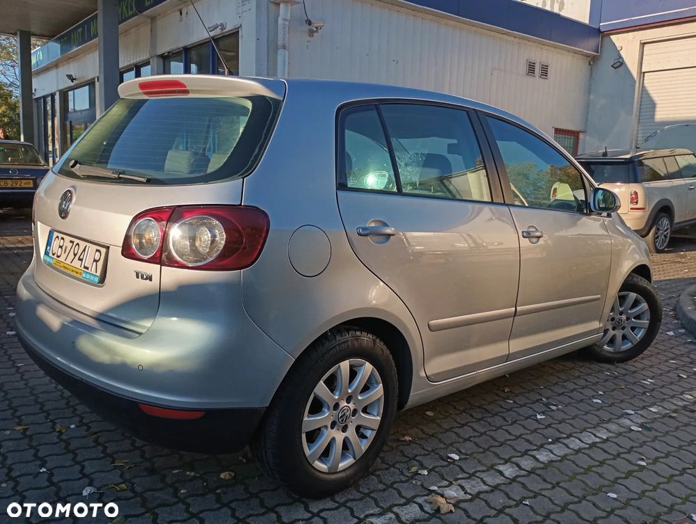 Volkswagen Golf Plus 1.9 TDI Comfortline - 16