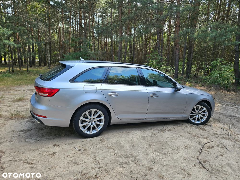 Audi A4 Avant 40 TFSI - 18