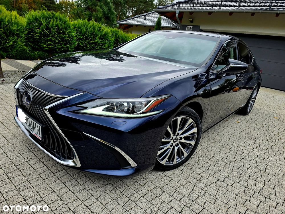 Lexus ES 300h Business Edition - 1