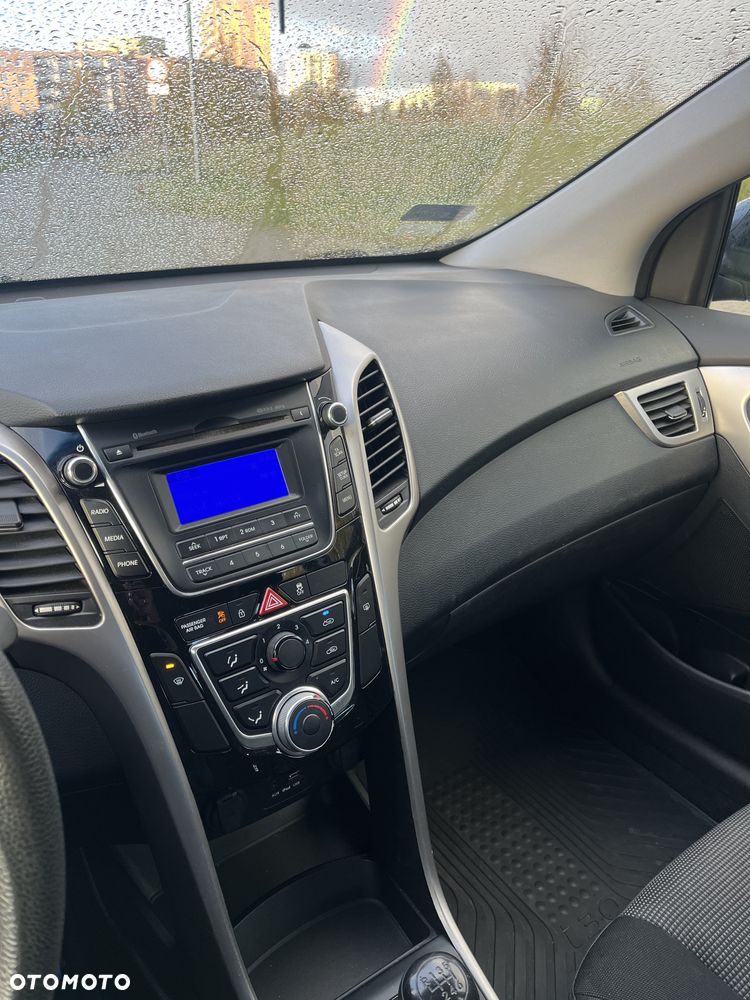 Hyundai i30 1.6 CRDi Comfort - 12