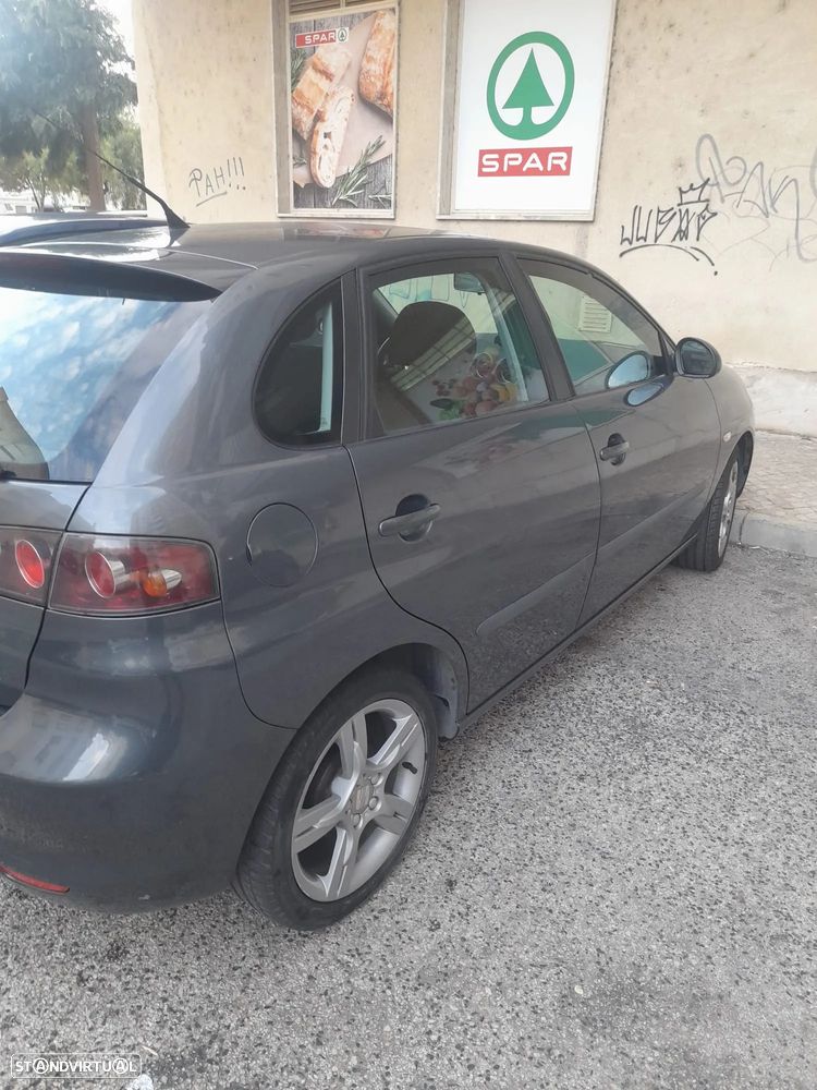 SEAT Ibiza 1.2 12V Reference - 4