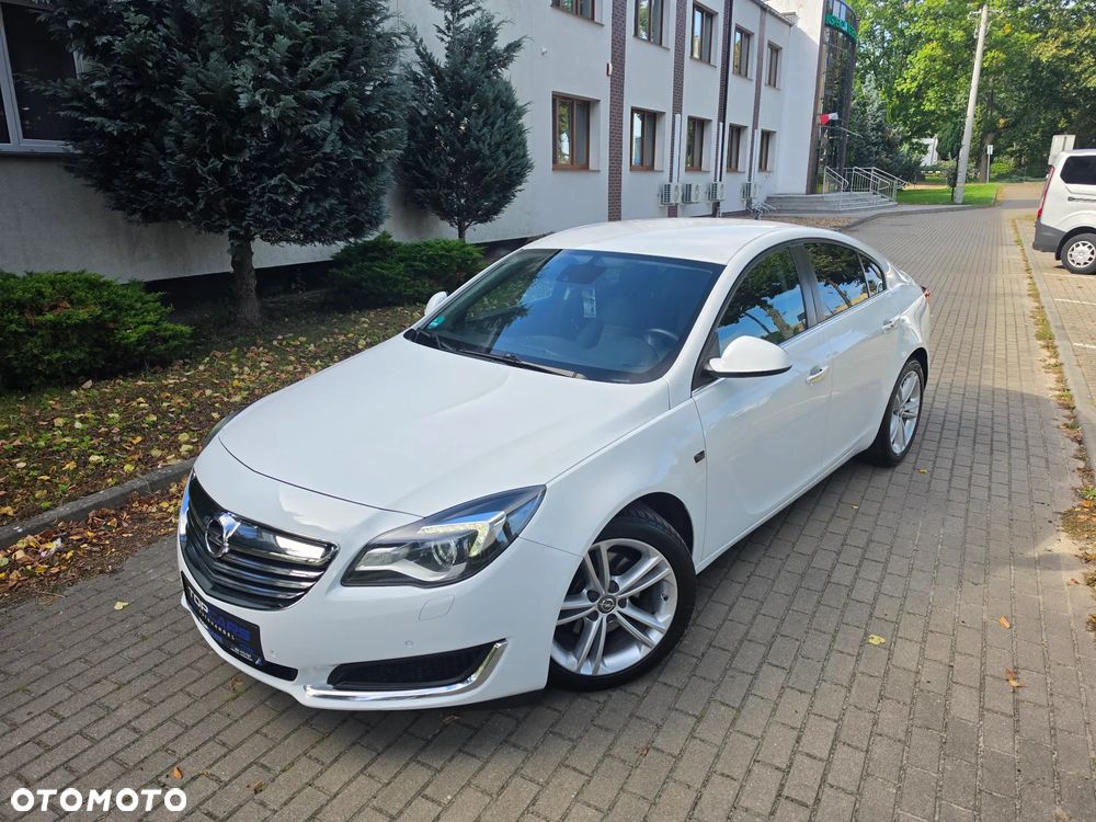 Opel Insignia 2.0 CDTI Cosmo S&S - 3