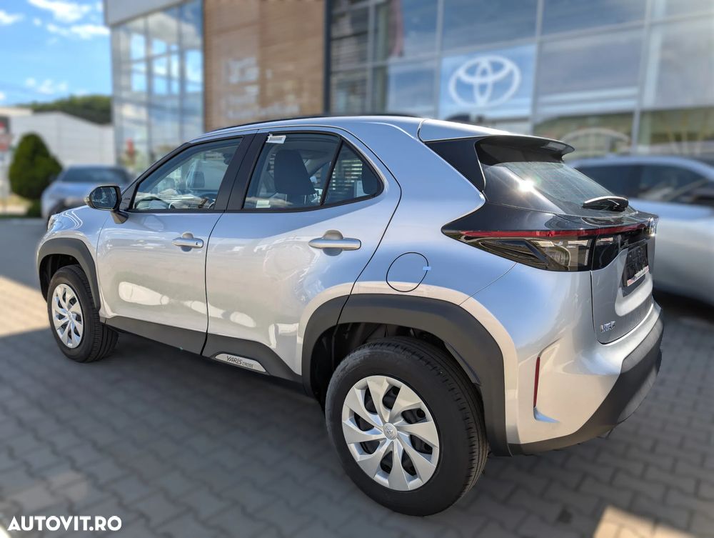 Toyota Yaris Cross 1.5 VVT-i HSD 4x2 Active - 4