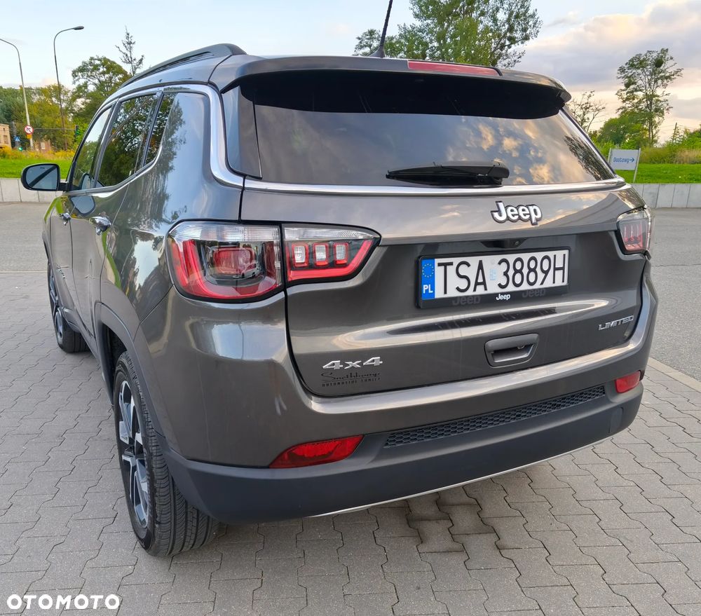 Jeep Compass - 4