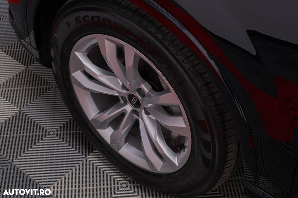 Audi Q7 55 TFSI e quattro tiptronic - 14