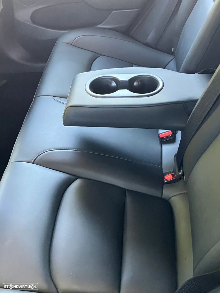Tesla Model 3 Tração Traseira - 11