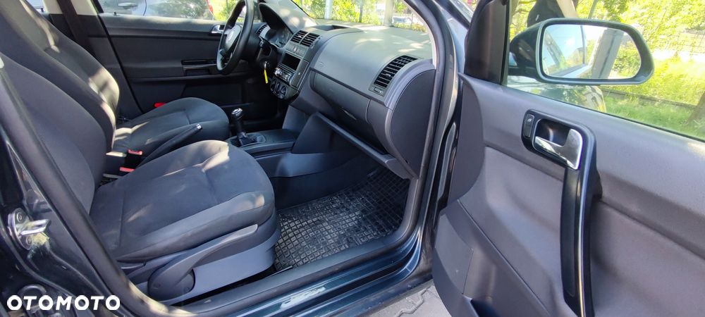 Volkswagen Polo 1.4 16V Highline - 10