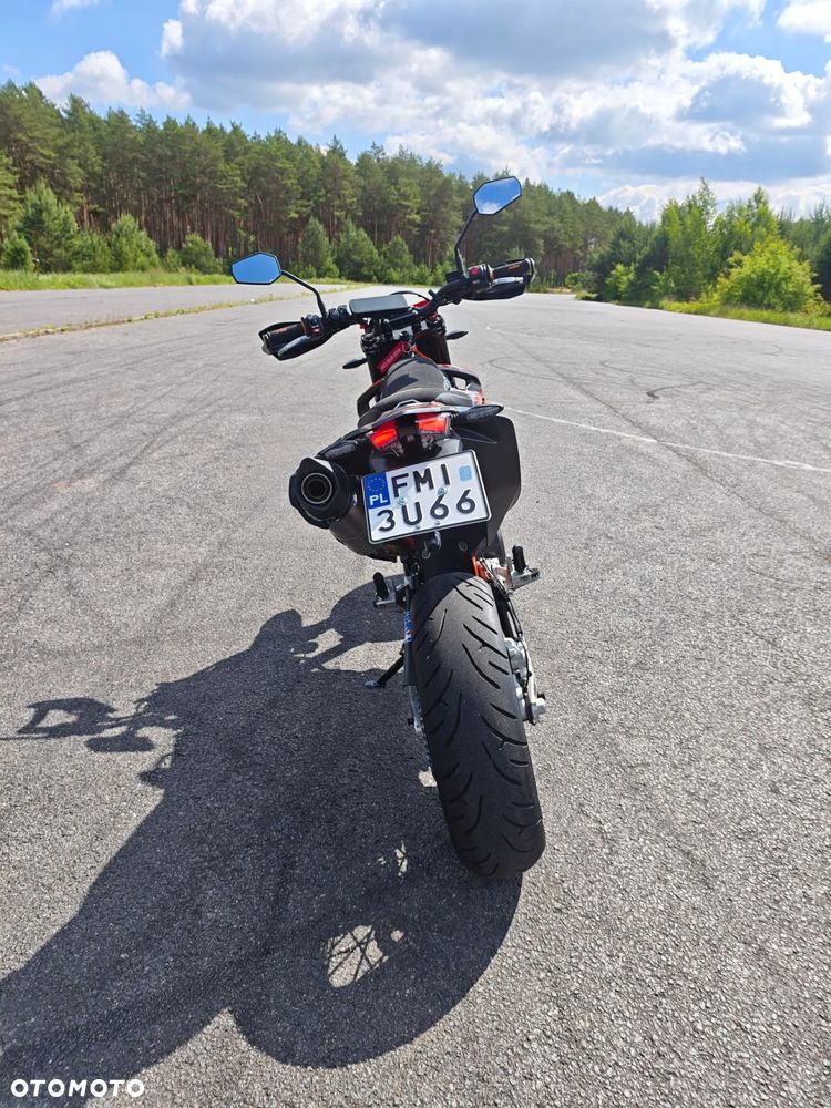 KTM SMC 690 - 4