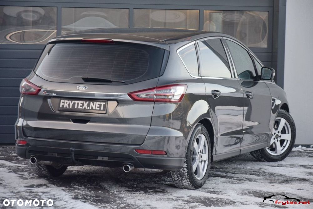 Ford S-Max - 16