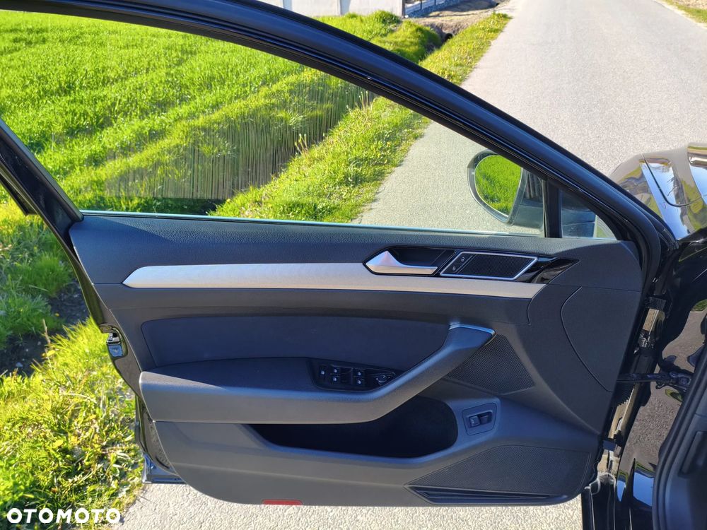 Volkswagen Passat 1.6 TDI (BlueMotion Technology) Comfortline - 10