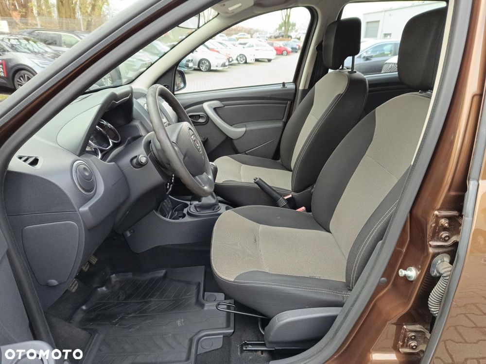 Dacia Duster 1.6 - 12