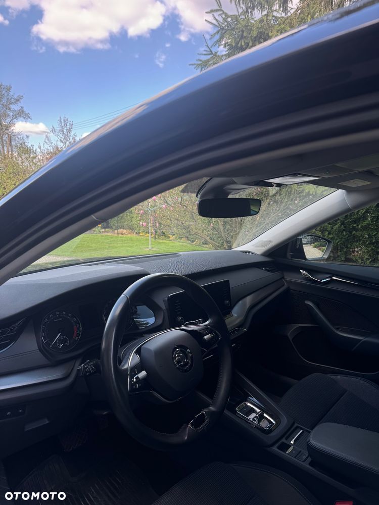 Skoda Octavia 2.0 TDI Ambition DSG - 10