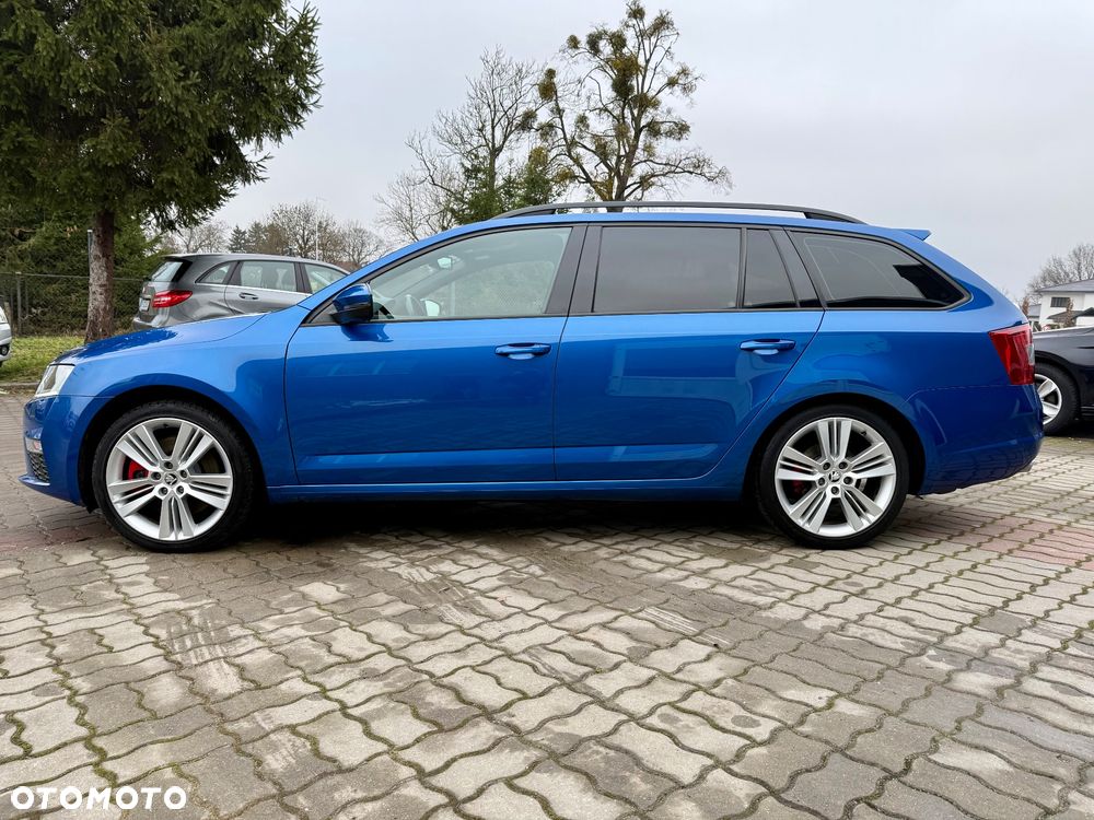 Skoda Octavia 2.0 TDI DSG RS - 5