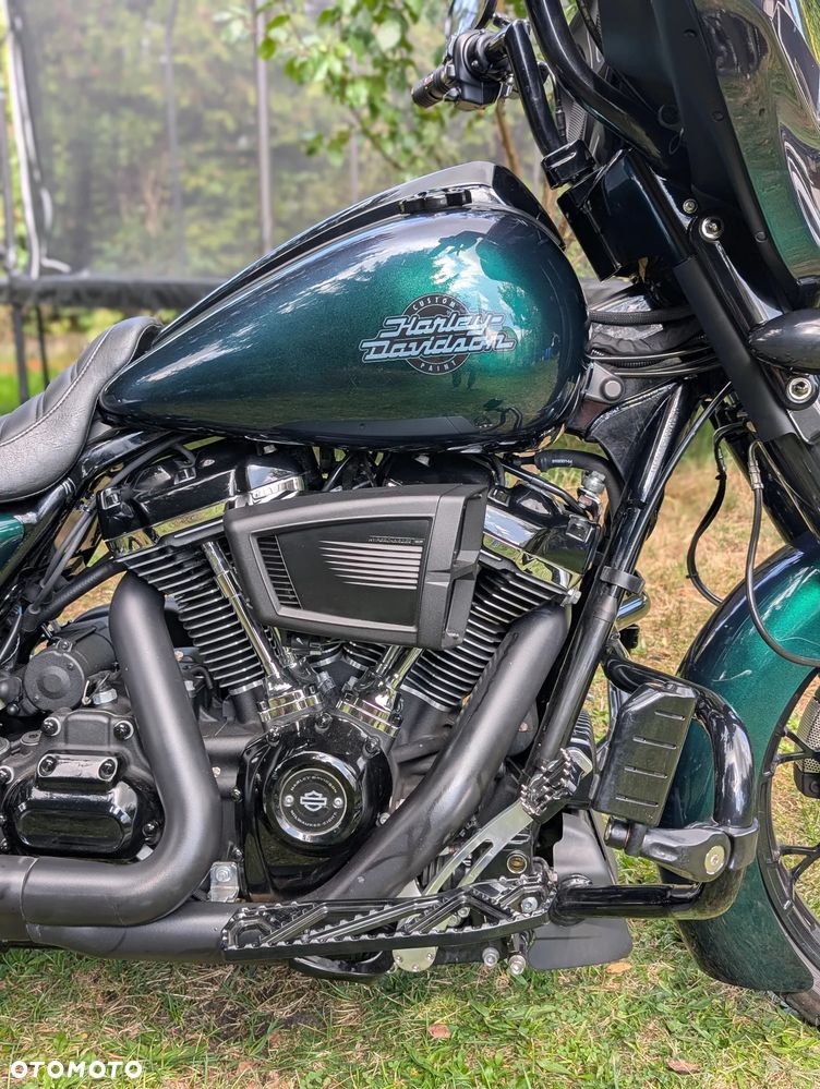 Harley-Davidson Touring Street Glide - 6