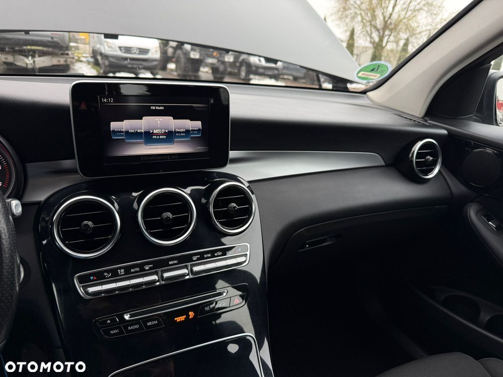Mercedes-Benz GLC 220 d 4Matic 9G-TRONIC - 22