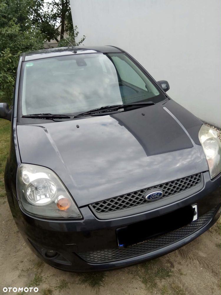 Ford Fiesta - 2