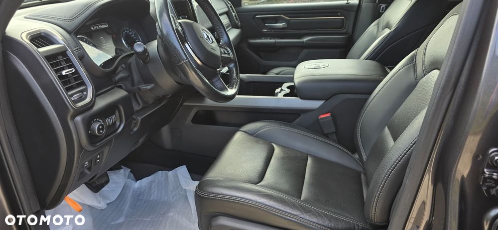 RAM 1500 Quad Cab Sport - 20