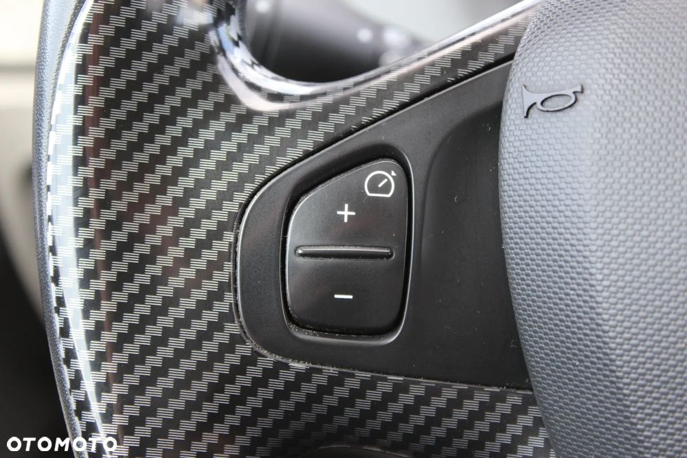 Renault Captur TCe 120 EDC Helly Hansen - 28