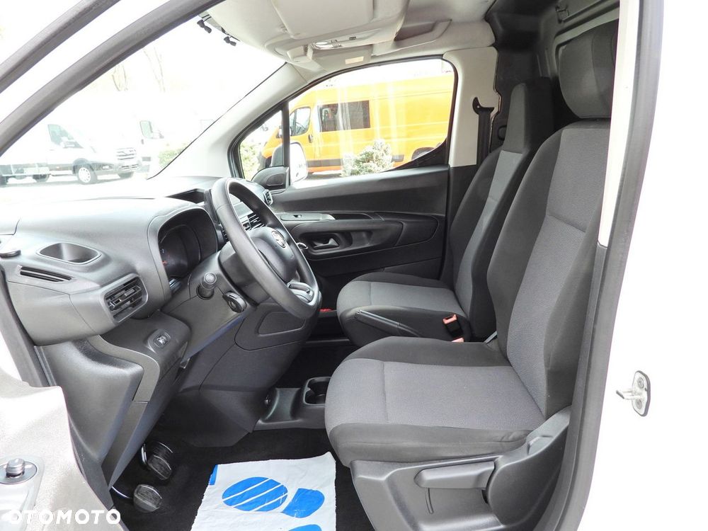 Toyota PROACE CITY  FURGON CHŁODNIA  -15*C ZASILANIE 230V TEMPOMAT KLIMATYZACJA  100KM - 26
