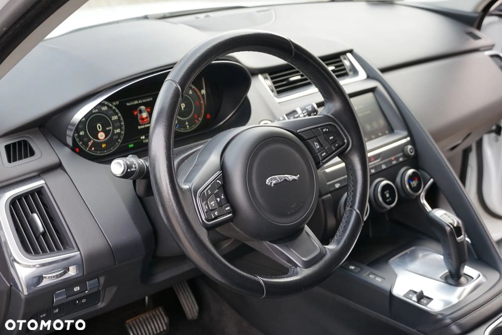 Jaguar E-Pace 2.0 i4D AWD HSE - 26