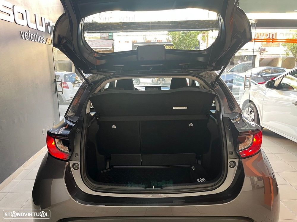 Toyota Yaris 1.0 VVT-i Comfort Plus - 17