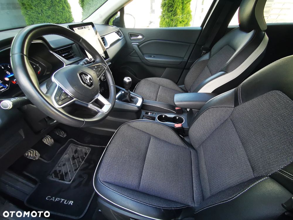 Renault Captur TCe 100 INTENS - 14