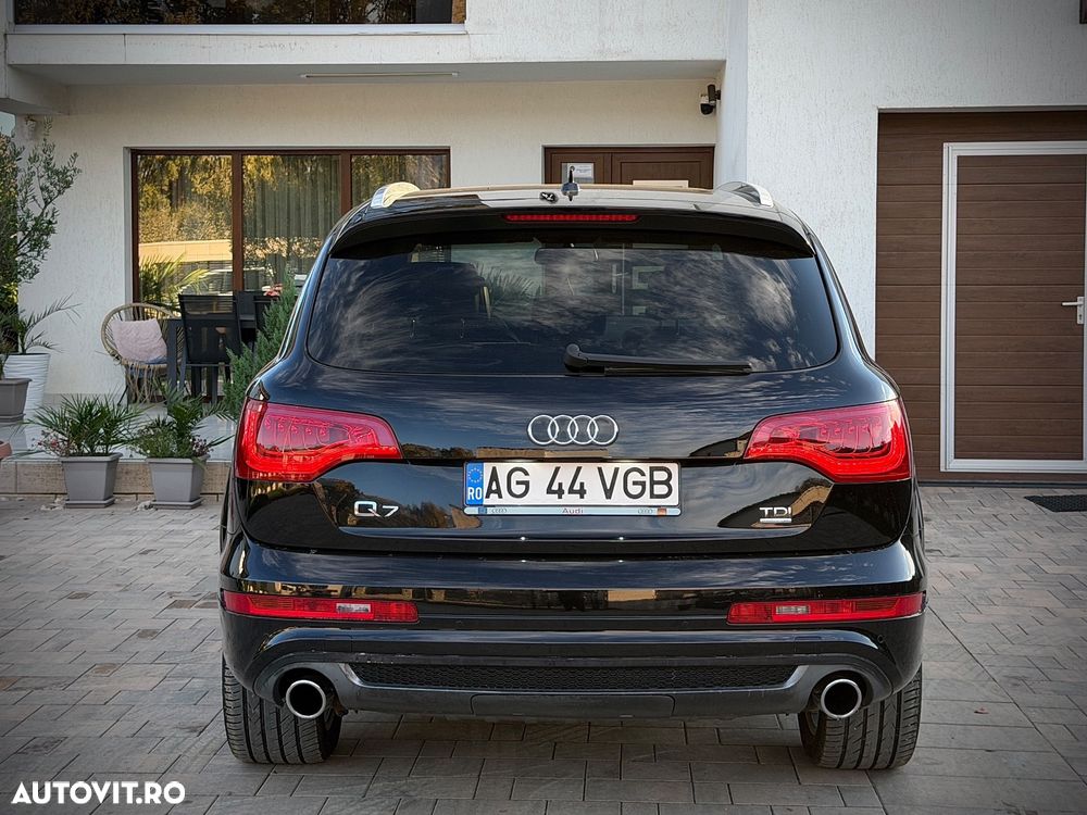 Audi Q7 - 11