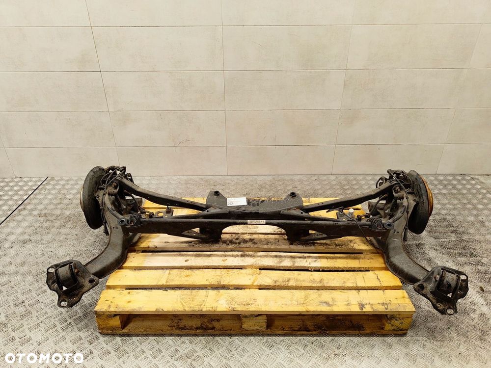 MINI F60 ZAWIESZENIE TYŁ BELKA WAHACZE ZWROTNICA 6853923 6851560 - 1