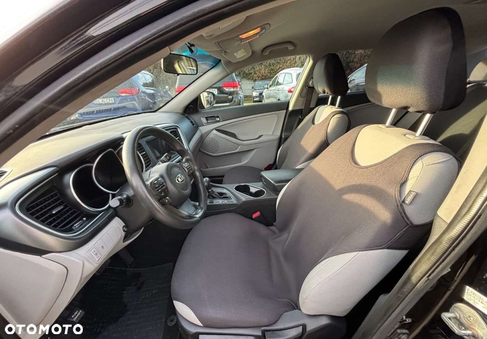 Kia Optima - 12