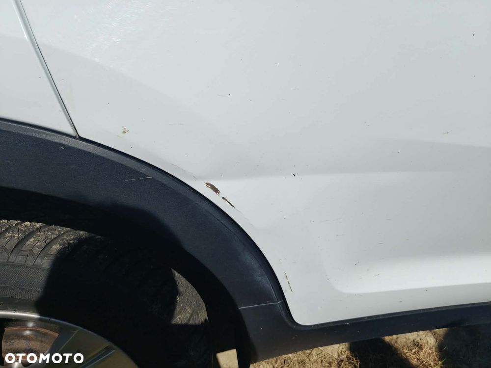 Kia Sportage 2.0 L - 5