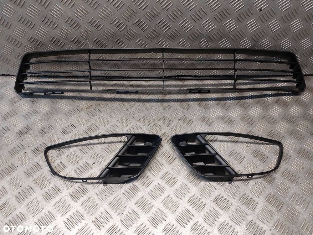 KRATKA ZDERZAKA PRZÓD KOMPLET FORD FIESTA MK5 - 2