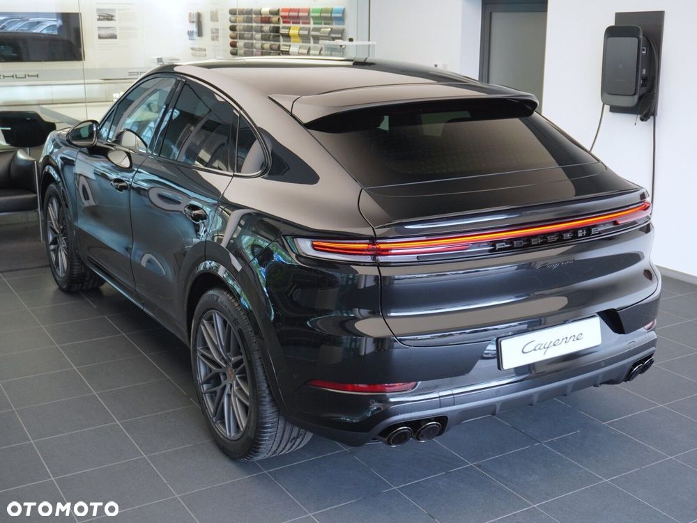 Porsche Cayenne Black Edition - 18