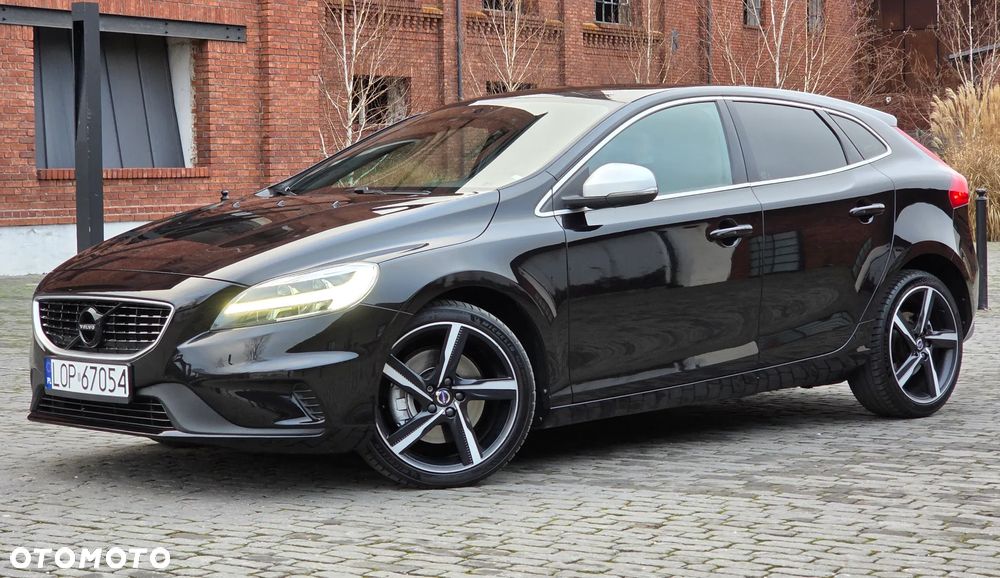 Volvo V40 D3 Drive-E R-Design Momentum - 30