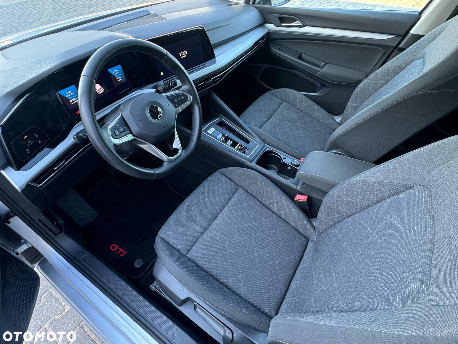 Volkswagen Golf - 12
